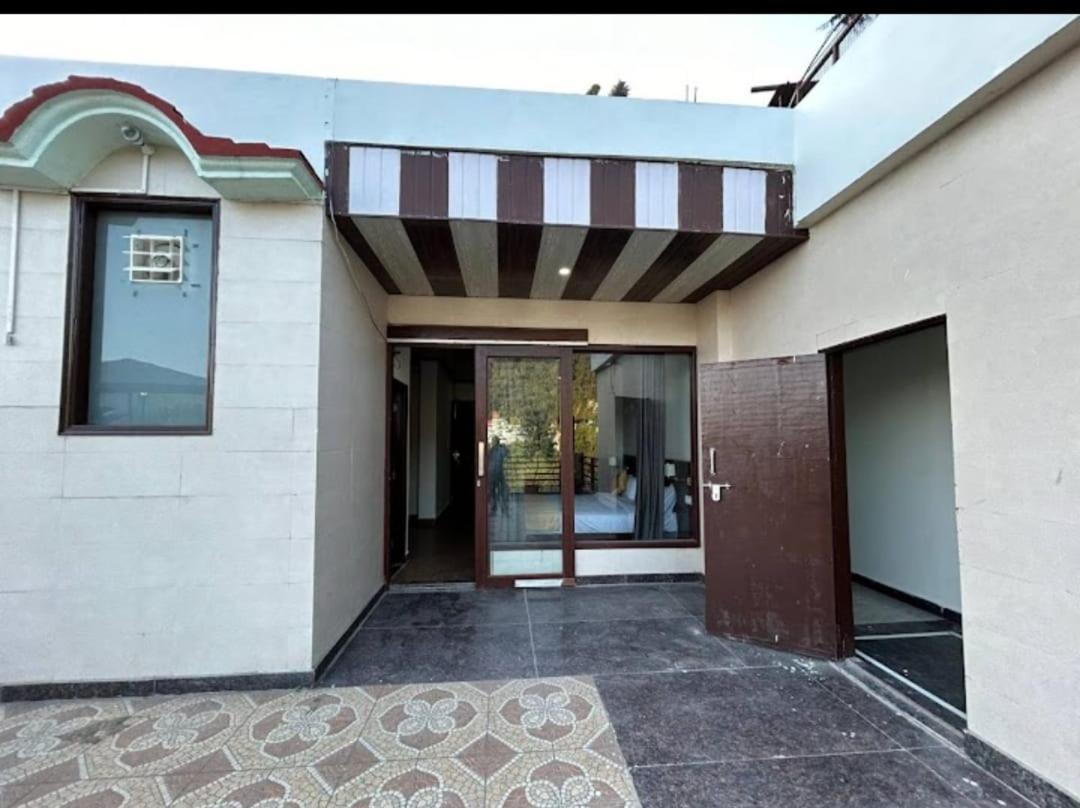 Hotel 7 Heavens Mussoorie Ngoại thất bức ảnh
