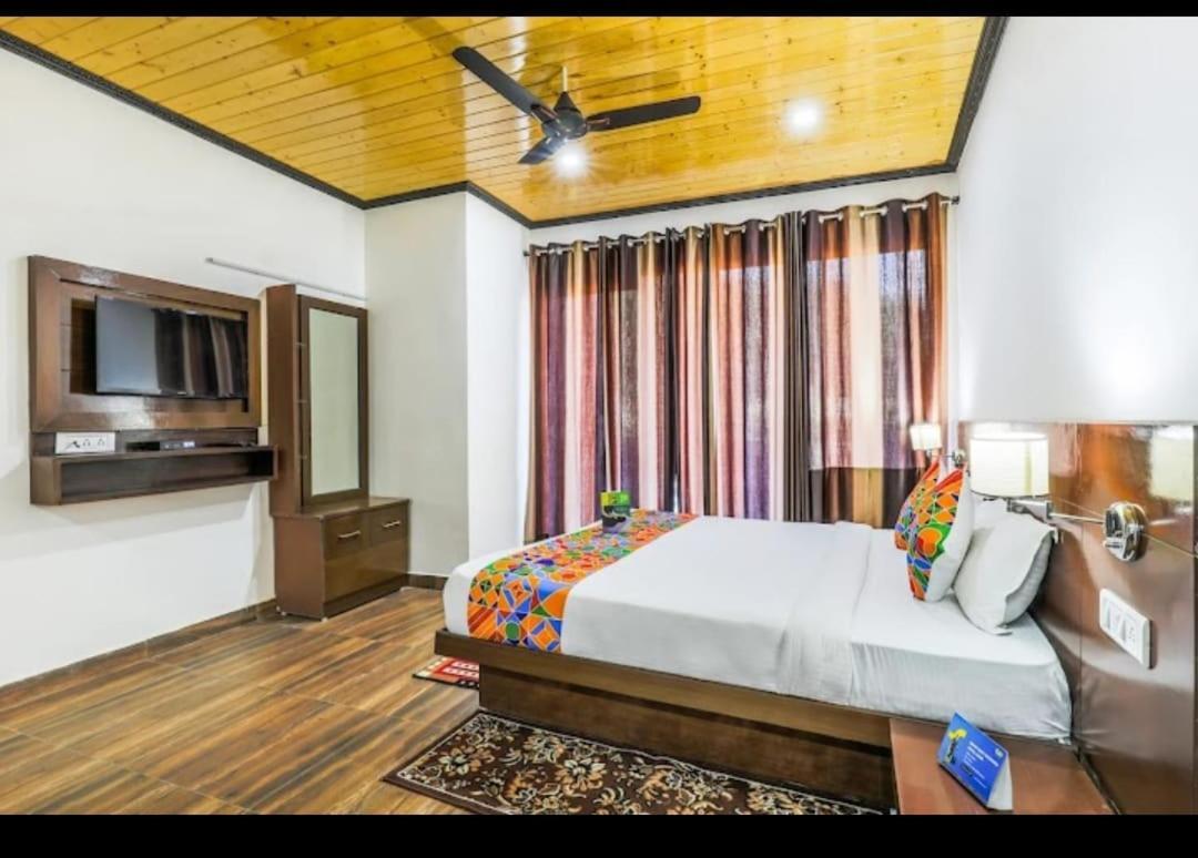 Hotel 7 Heavens Mussoorie Ngoại thất bức ảnh