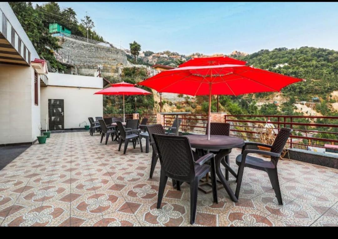 Hotel 7 Heavens Mussoorie Ngoại thất bức ảnh